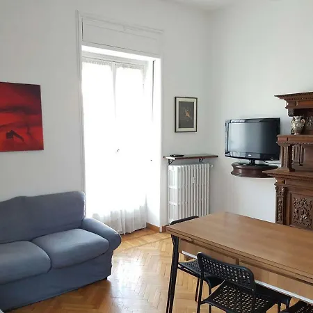 Spacious And Bright Center Via Po *